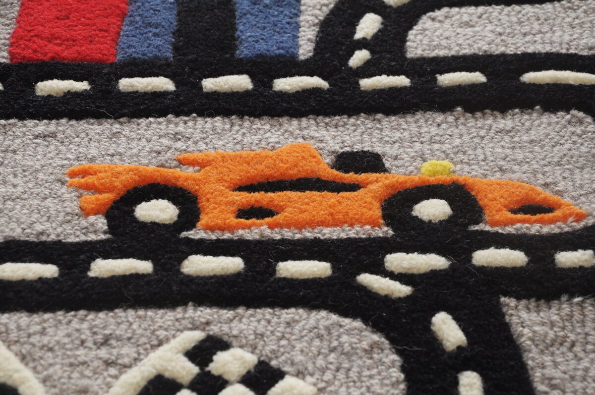 Mountainous Track Rug - Image 2