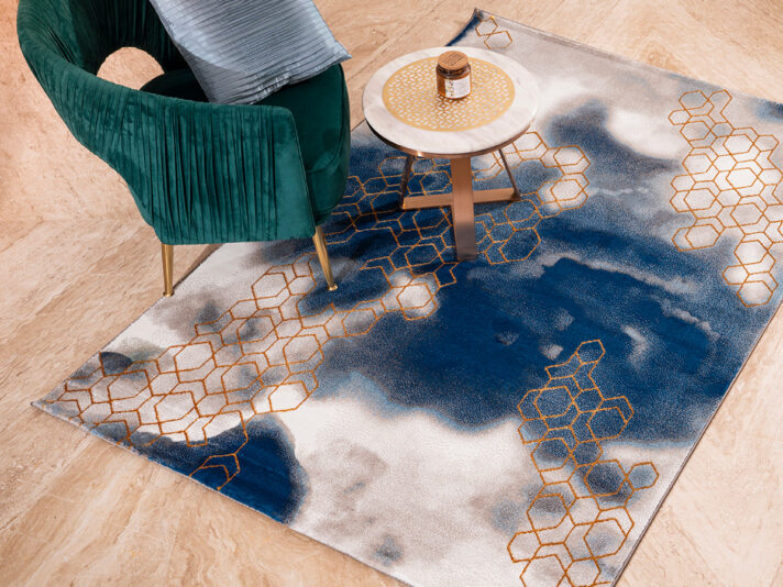 The Oriental Tye and Dye Floor Rug 5 X 7.5 ft