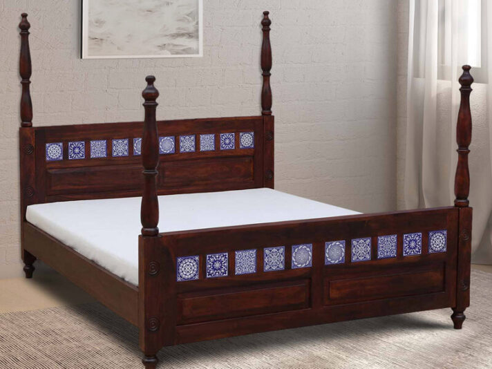 Kamchini Solid Wood Queen Size Poster Bed in Honey Oak Finish