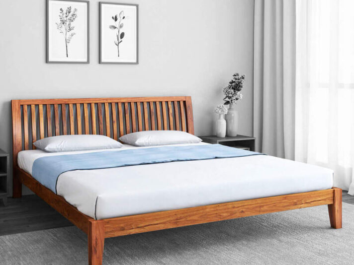 Luxurious Queen Size Wooden Bed In Brown Colour