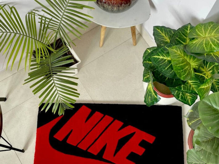 NIKE LOGO RUG