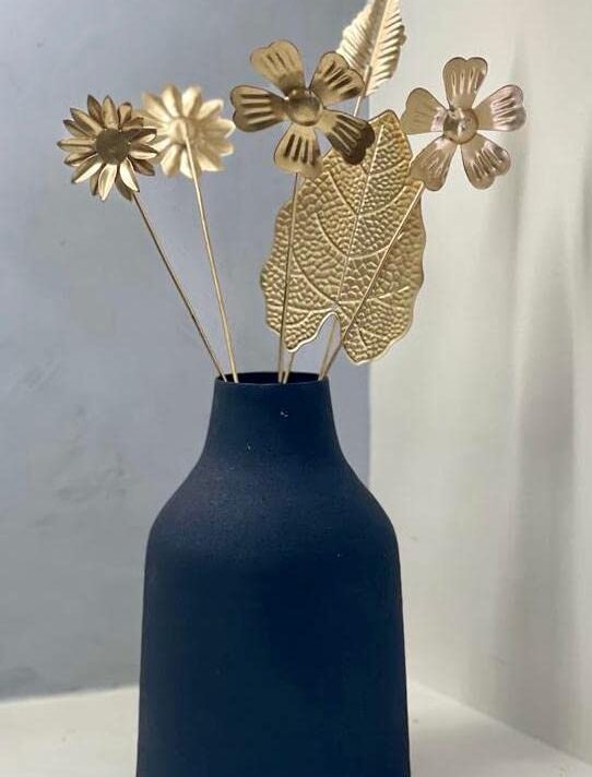 Urban Born Metal Flower vase for Home Decor and Living Room Vintage Decor Antique Decor for Home décor (12 x 5 x 18 cm) Textured Black Finish